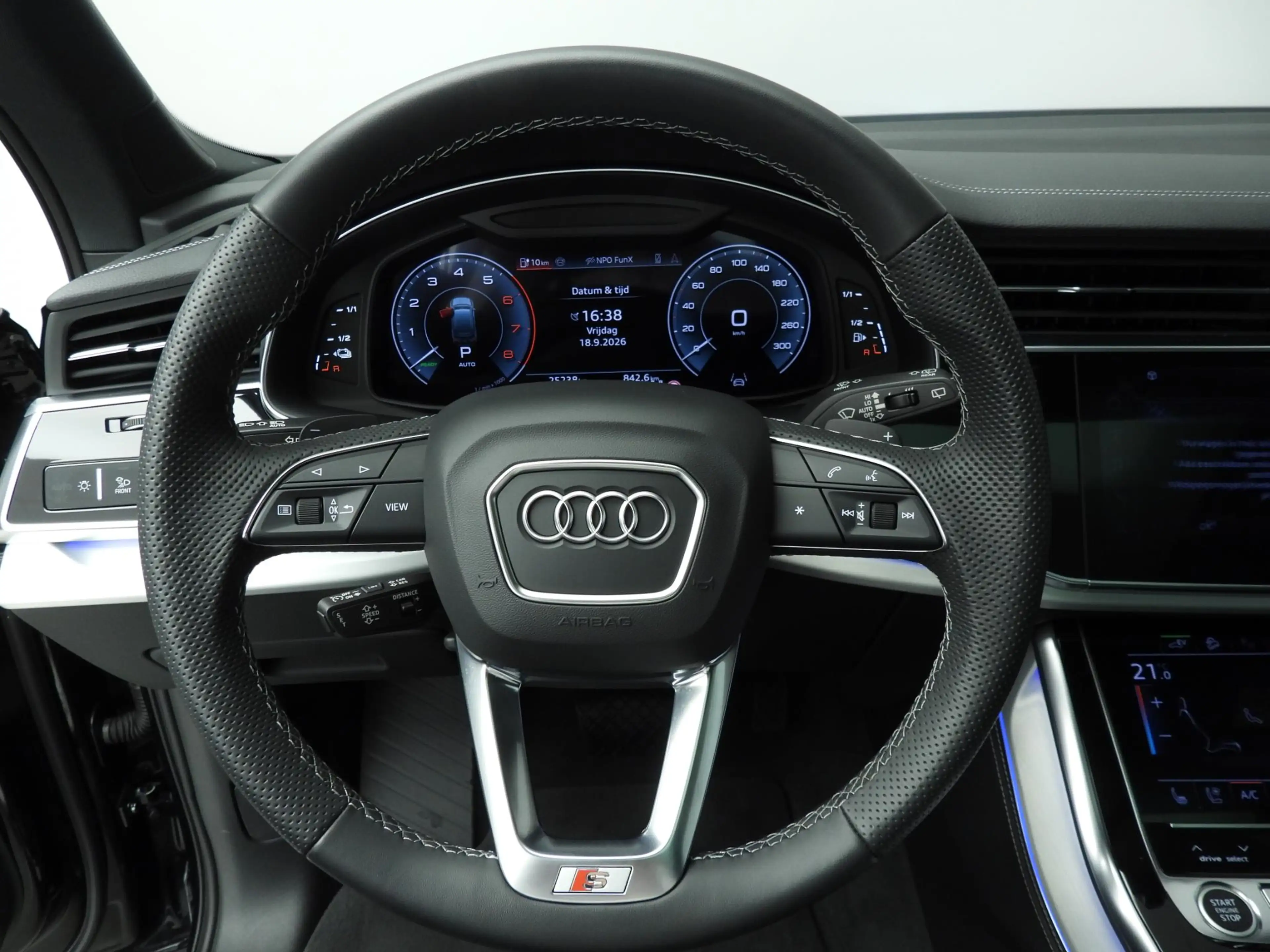 Audi Q7 55 TFSI e quattro Pro Line S | Trekhaak | Luchtver — photo 11