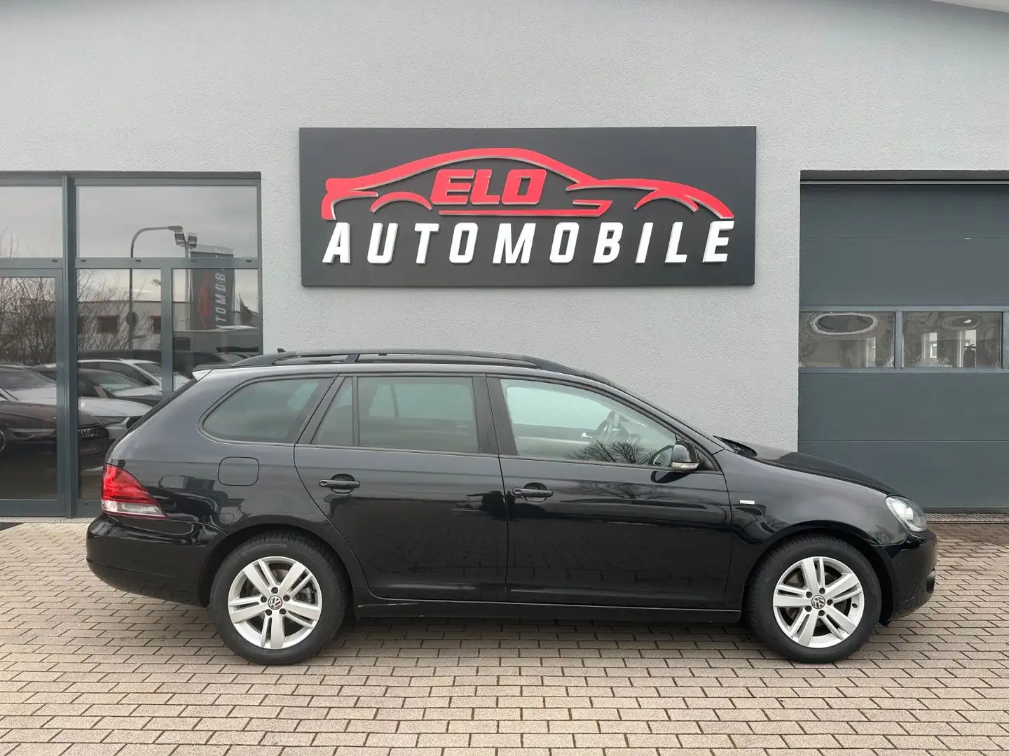 Volkswagen Golf VI Variant Match 1.6TDi*Klima*Sitzheizung* Schwarz - 2