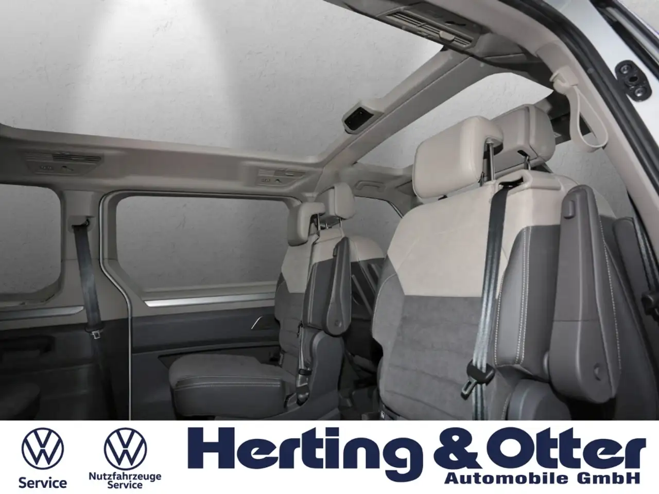 Volkswagen T7 Multivan Edition eHybrid LÜ 4x4 Pano Sound AHK Matrix HUD K 9