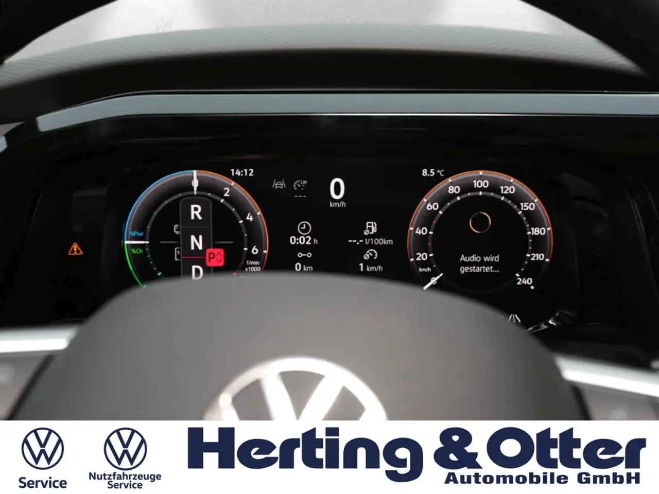 Volkswagen T7 Multivan Edition eHybrid LÜ 4x4 Pano Sound AHK Matrix HUD K 13