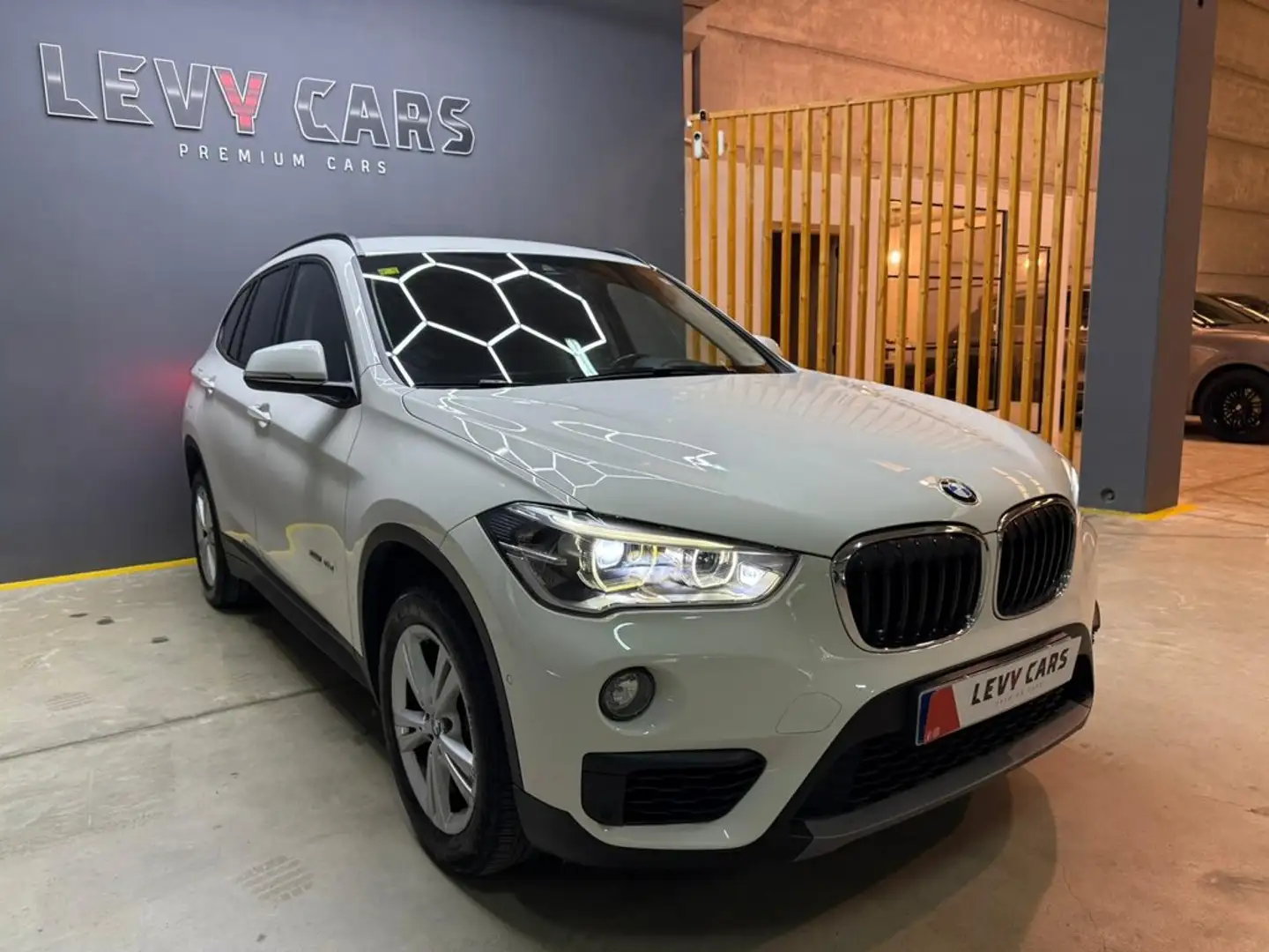 BMW X1 sDrive18d Blanco - 2