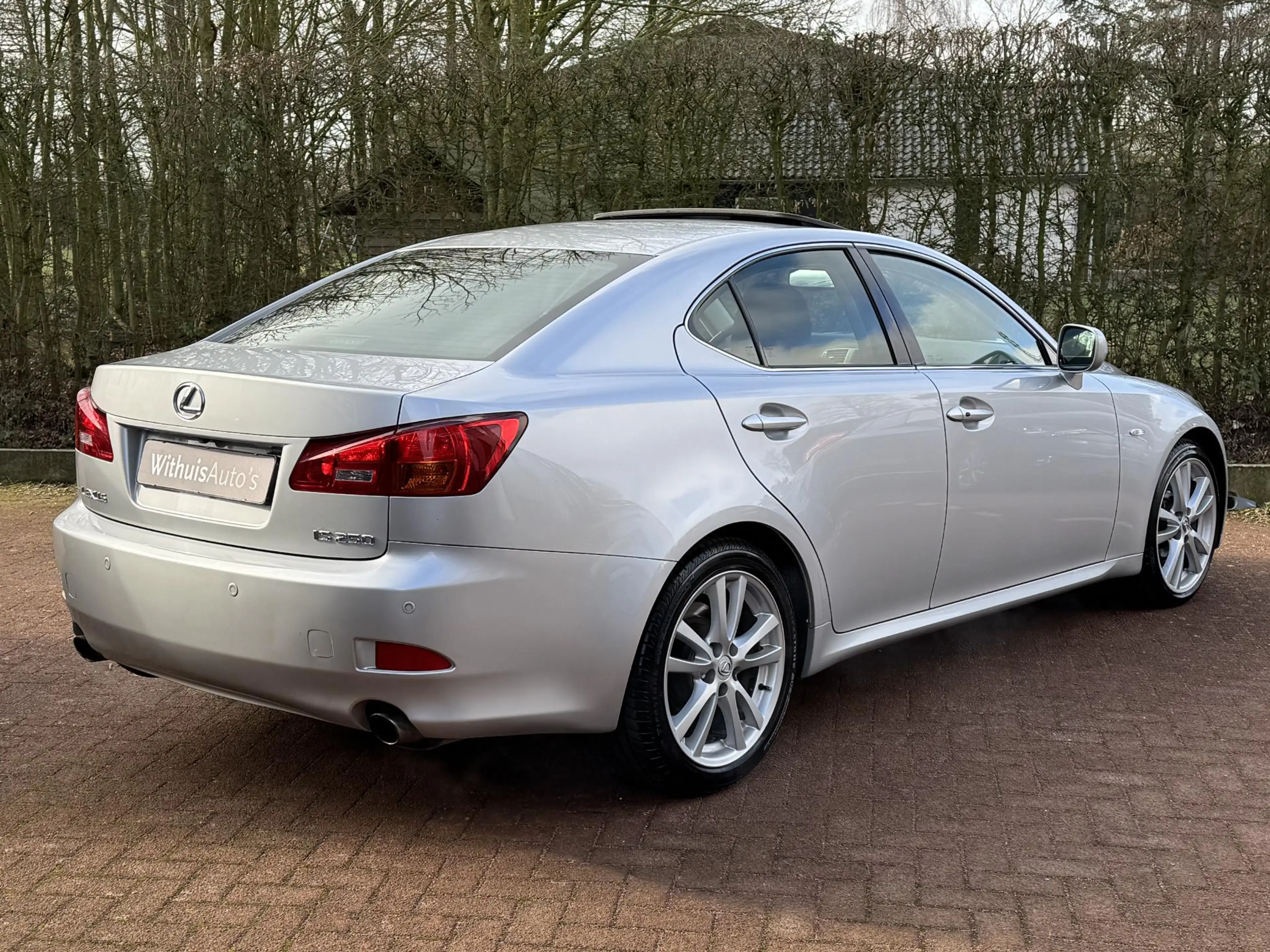 Lexus IS 250 Executive Full Option Adaptive Xenon Levinson — photo 4