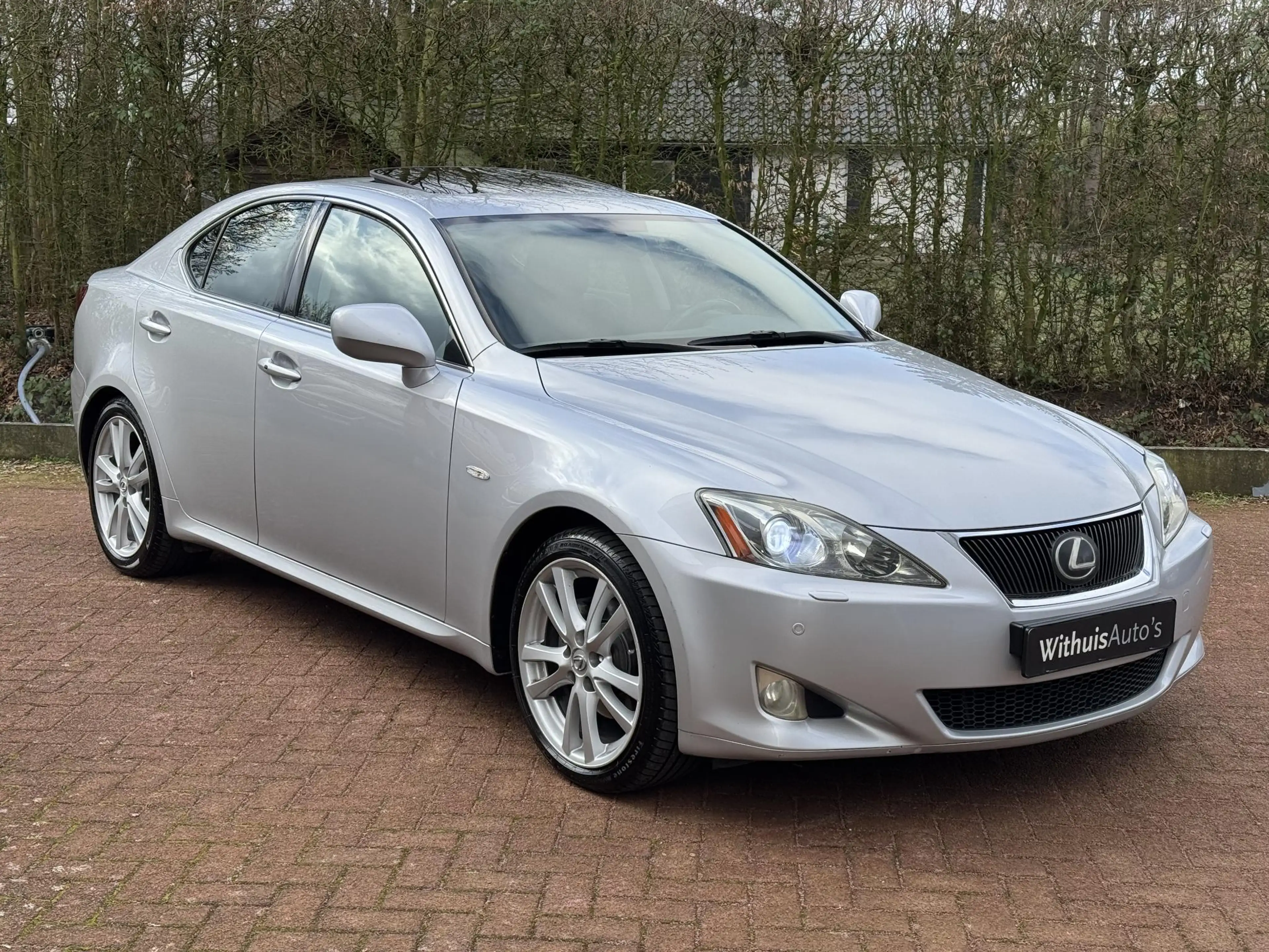 Lexus IS 250 Executive Full Option Adaptive Xenon Levinson — photo 5