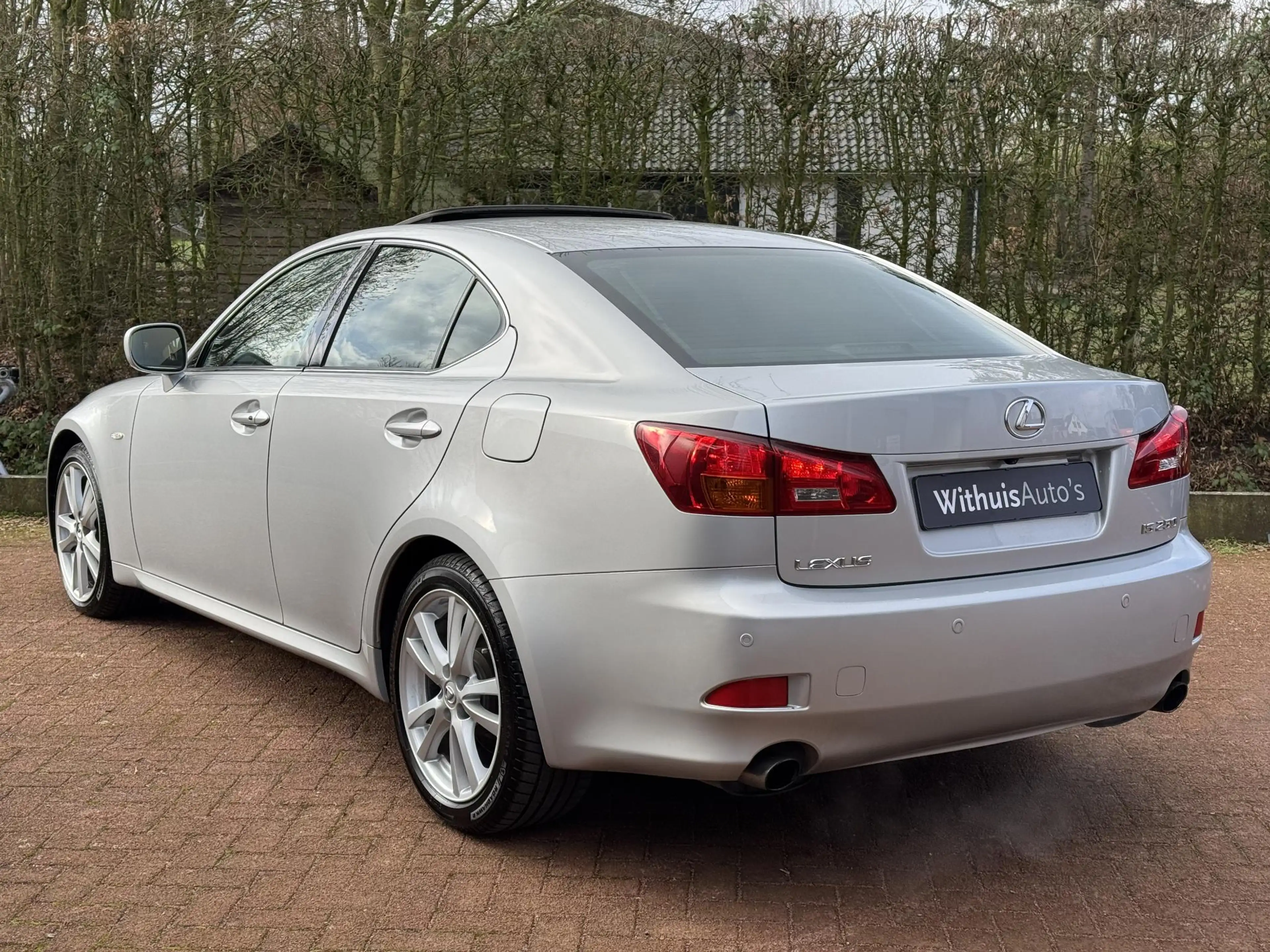 Lexus IS 250 Executive Full Option Adaptive Xenon Levinson — photo 15
