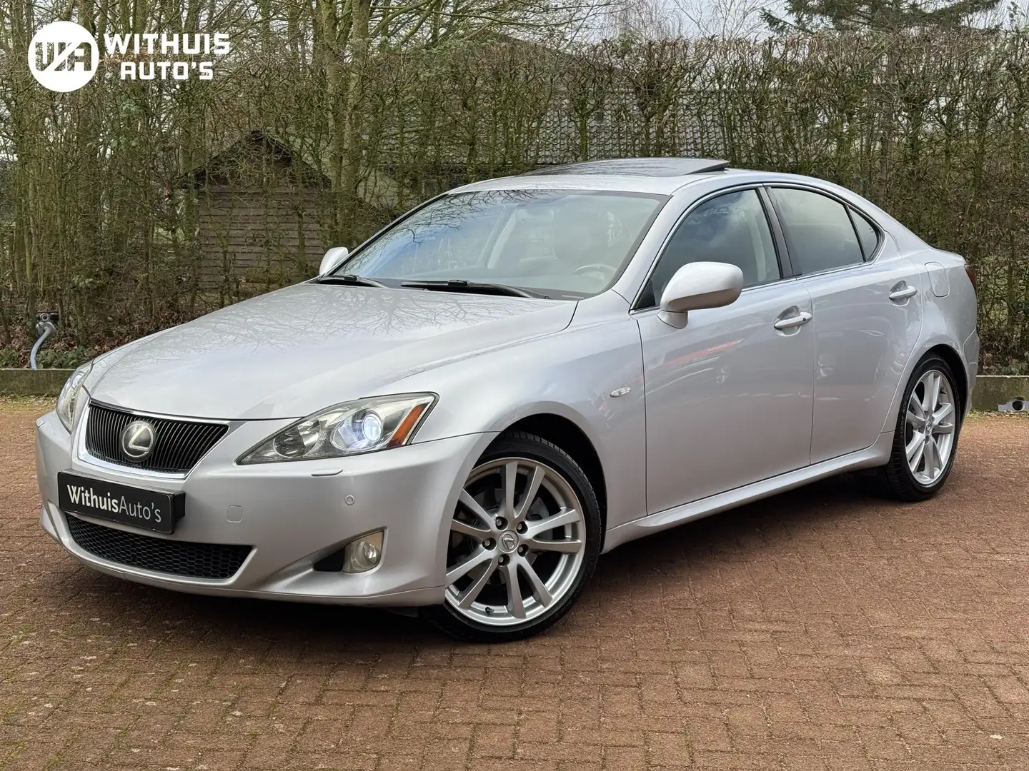 Lexus IS 250 AdaptiveCruise MarkLevinson CarPlay Silber - 1