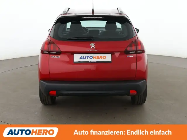 Peugeot 2008 view 5