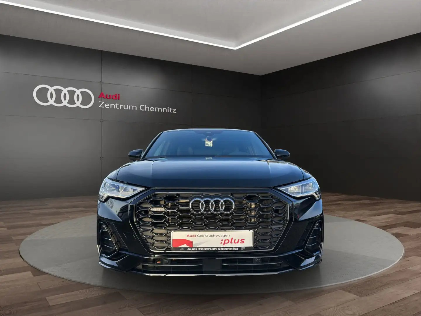 Audi Q3 Sportback 35 TDI quattro S tr. LED+AHK+Kamera Schwarz - 2