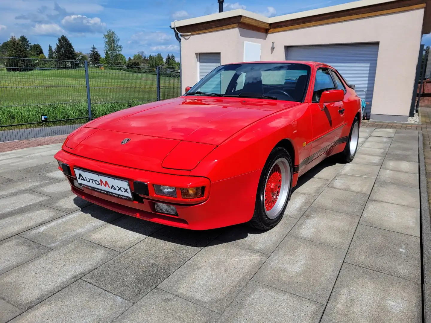 Porsche 944 Roşu - 1