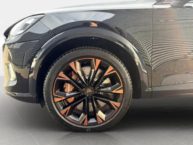 Cupra Formentor view 8