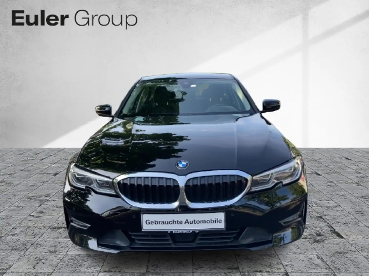 BMW 320 d Limo LCProf Laser ACC HUD PDC SHZ Schwarz - 2