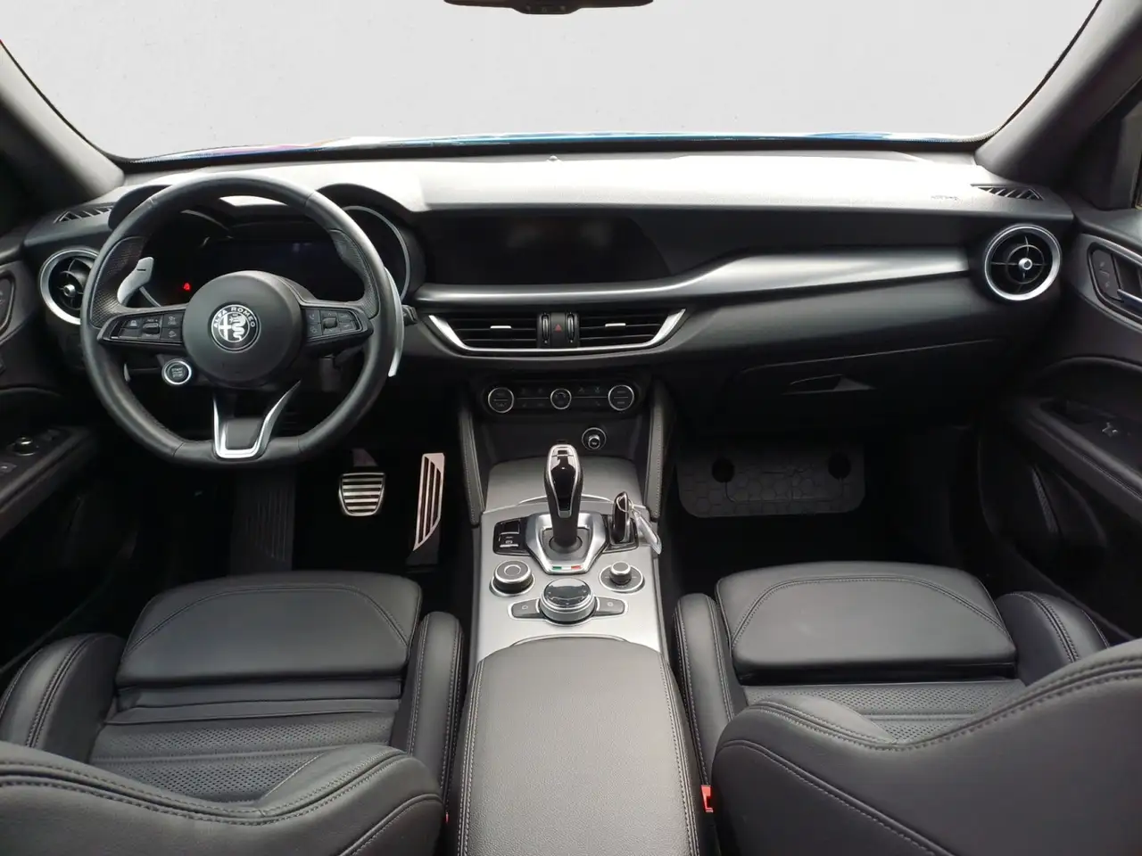 Alfa Romeo Stelvio 2024 — фото 9