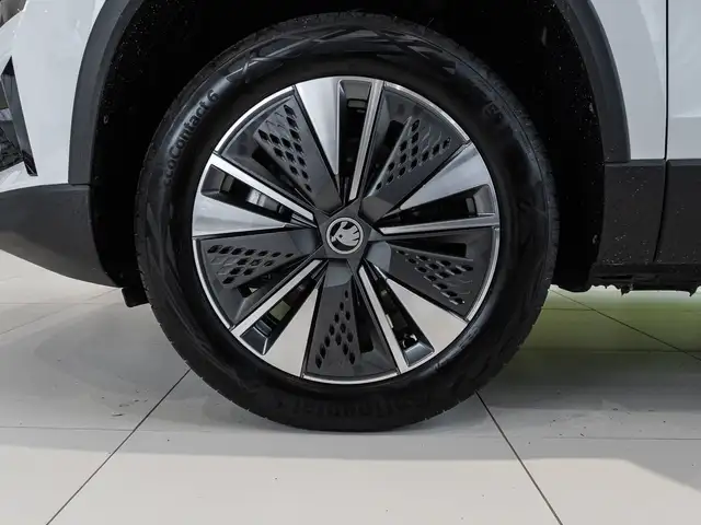 Skoda Karoq view 4
