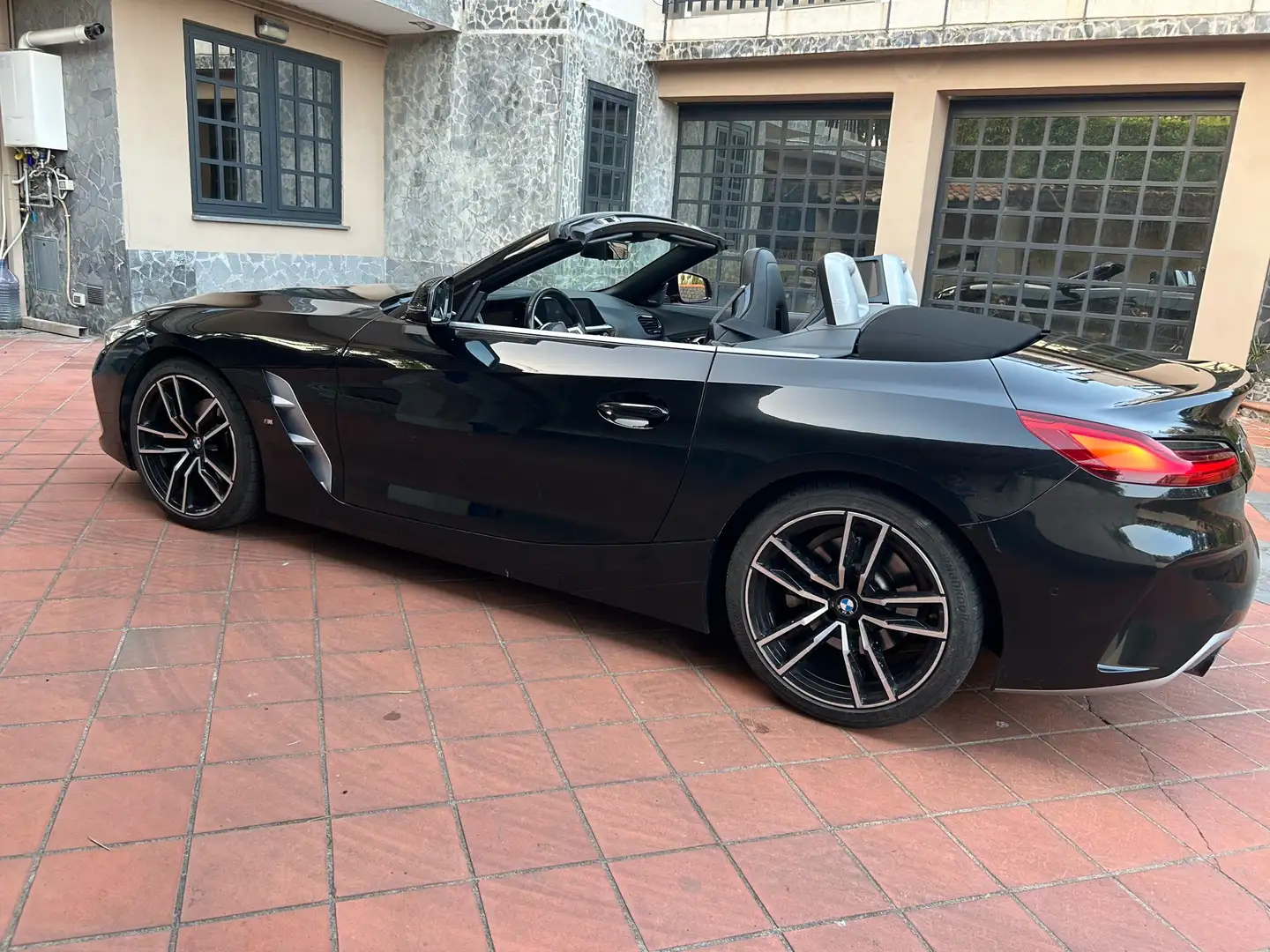 BMW Z4 sdrive 20i Msport auto Nero - 2