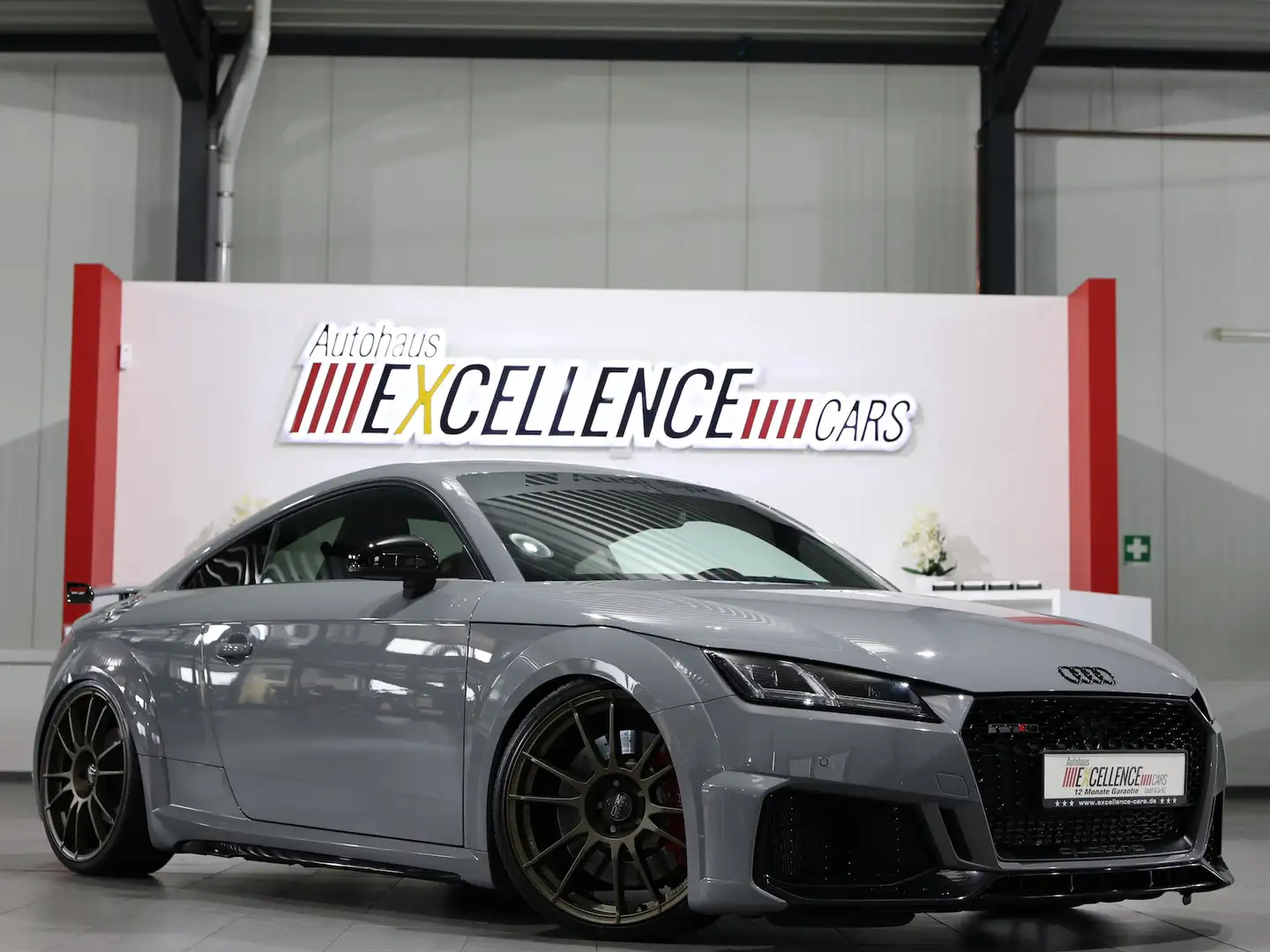 Audi TT RS COUPE 2.5 TFSI QUATTRO NARDO+BLACK+GOLD Gris - 2