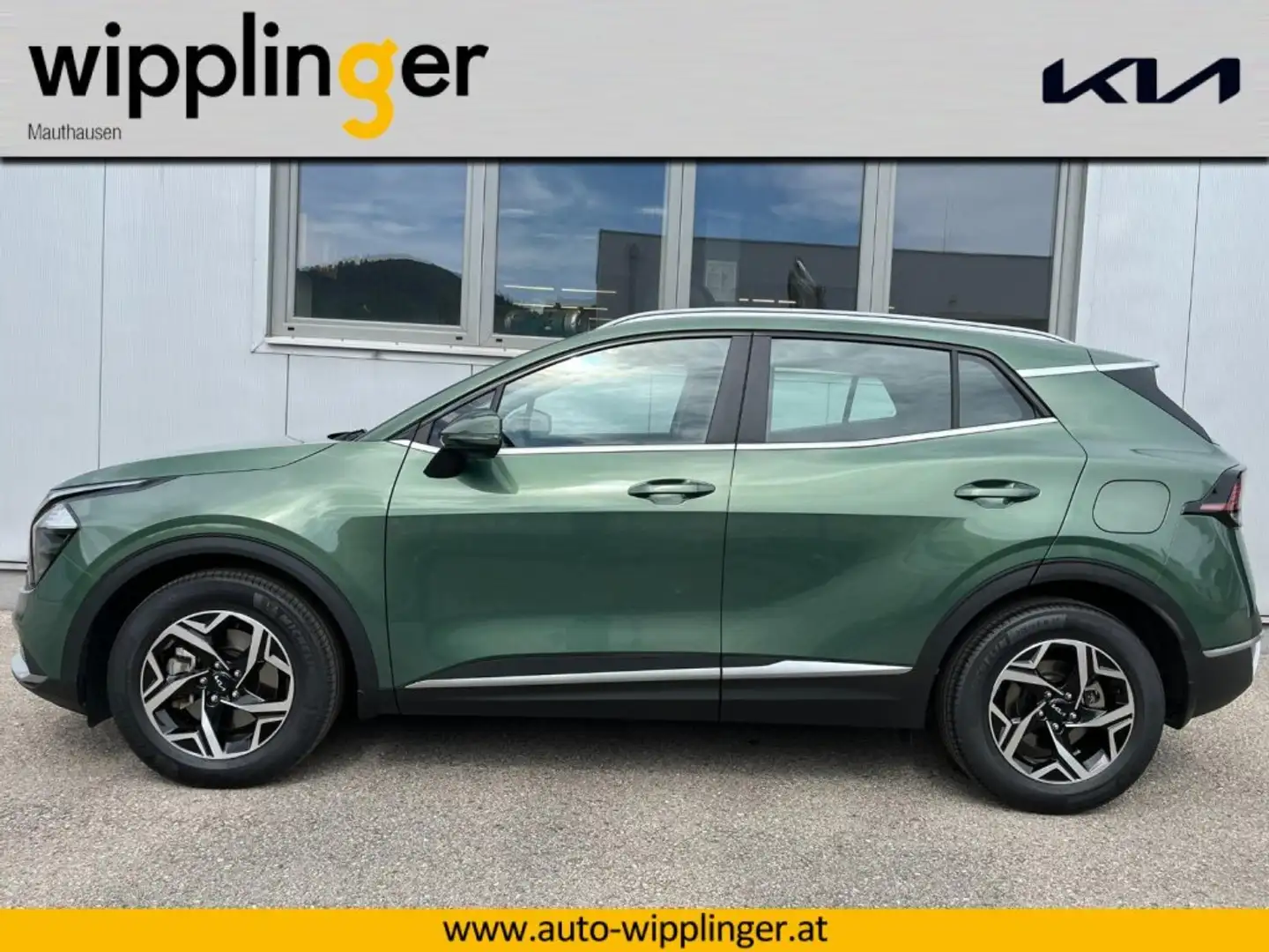 Kia Sportage SILBER UVO 1.6 CRDI MT6 116 LP.: € 40.040,00 Grün - 2
