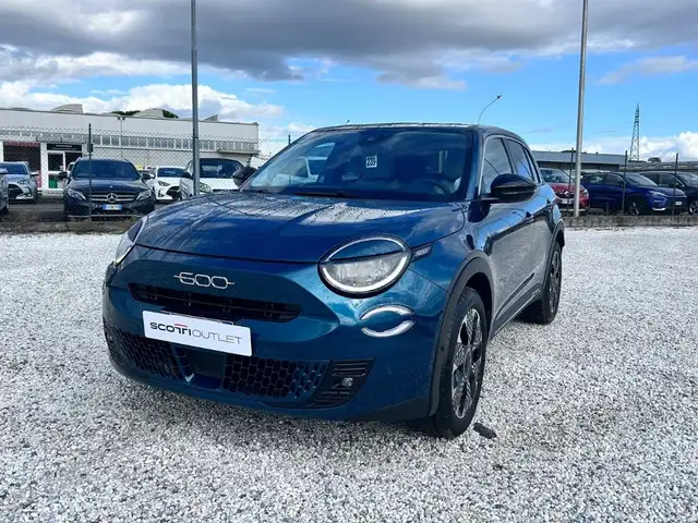 Fiat 600 100 CV DCT MHEV La Prima