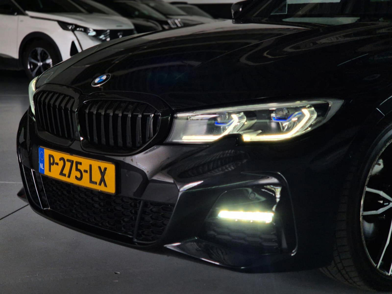BMW 320 3-serie 320i Executive Edition Panoramadak! M Pakk — photo 14