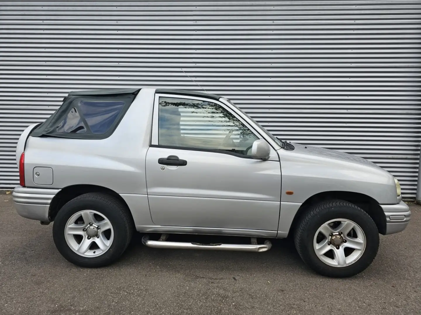 Suzuki Grand Vitara 1.6 Cabrio Gris - 1