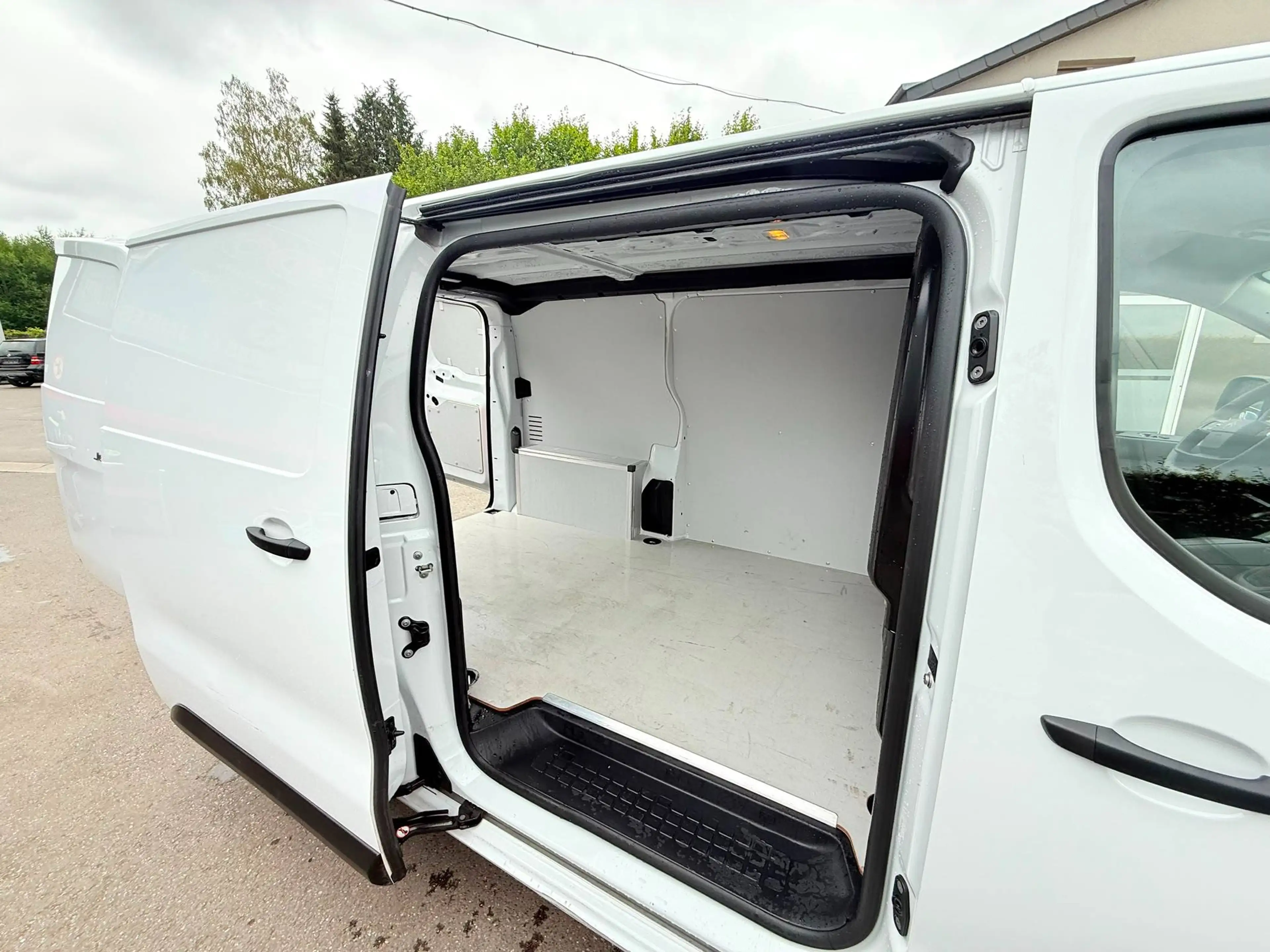 Citroen Jumpy 1.5 BlueHDi L2 */* tvac* 35 000 km */* — photo 13