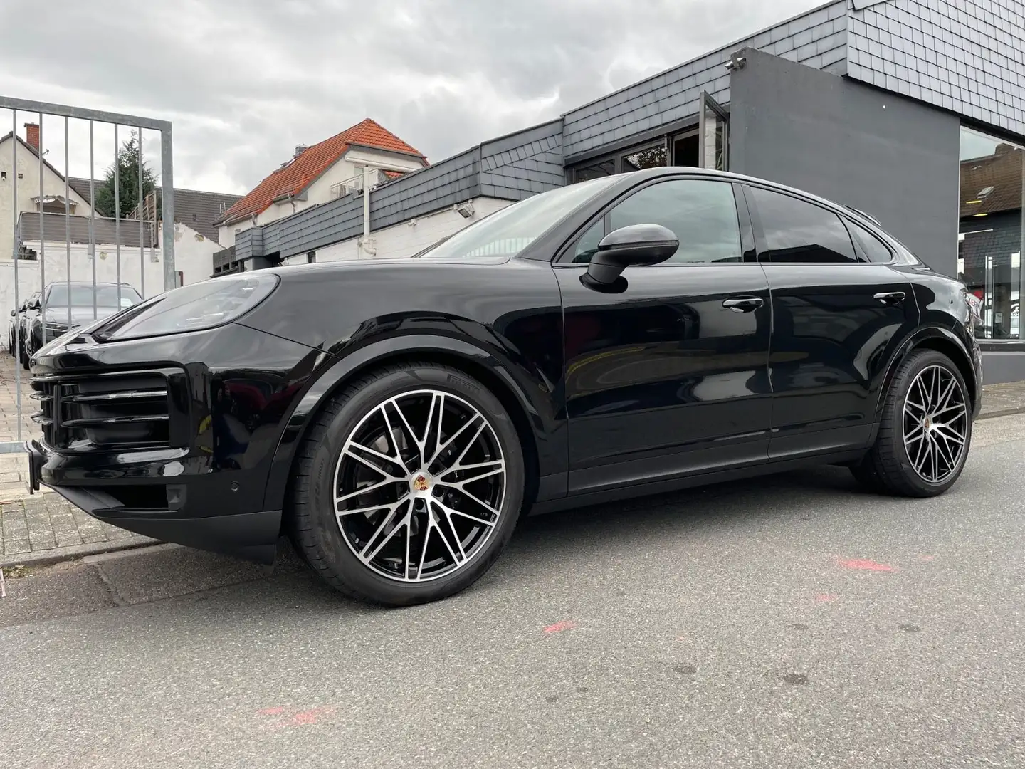 Porsche Cayenne V6 Coupe |ACC|HUD|PASM|3.Displ.|Bose|22" Чёрный - 1