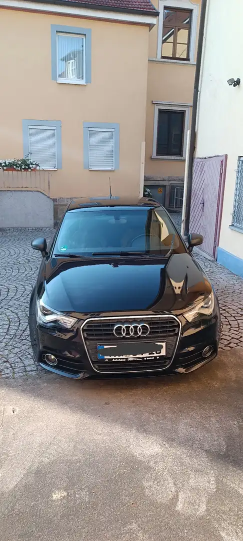 Audi A1 1.6 TDI Ambition Schwarz - 1