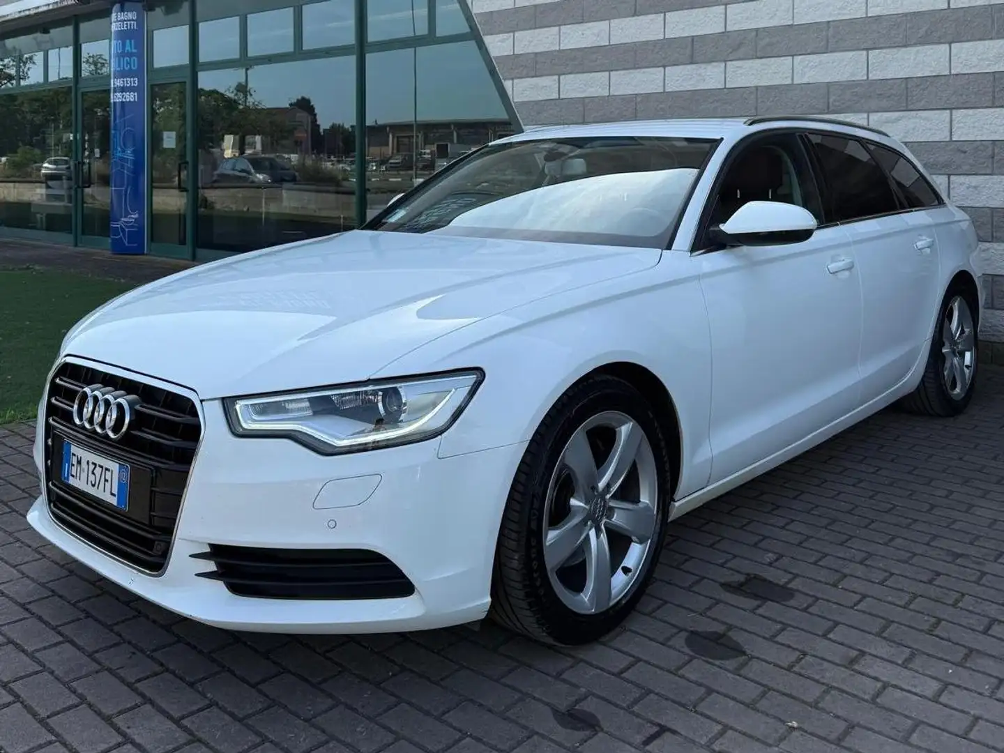 Audi A6 2012 Avant 2.0 tdi 177cv multitronic business plus Blanc - 2