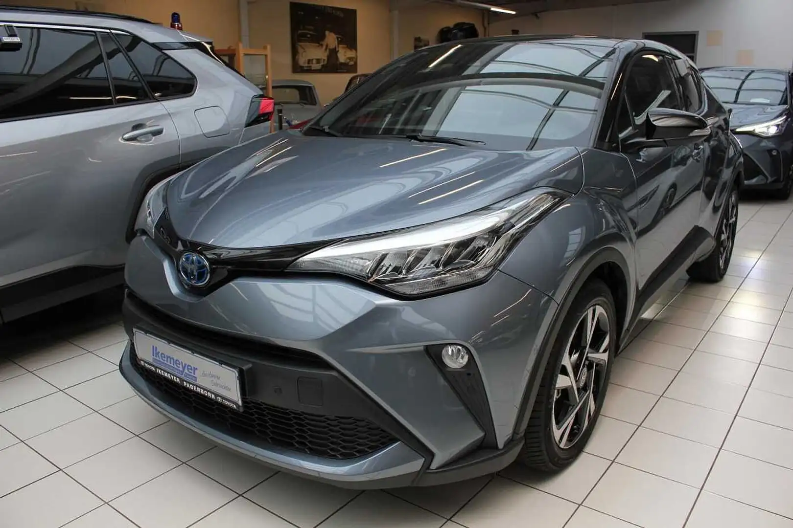 Toyota C-HR 2.0 Hybrid Team D Style Zweifarb-Lackierung Cloud- Bleu - 1