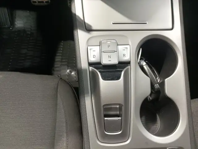 Hyundai Kona view 13