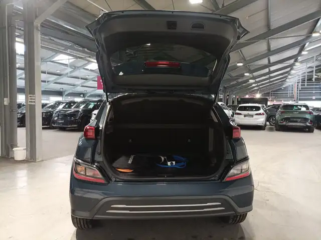 Hyundai Kona view 6