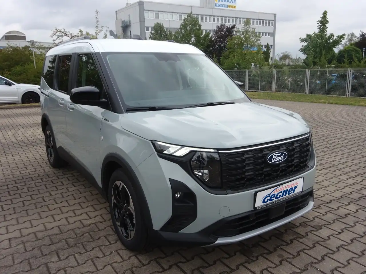 Ford Tourneo Courier 2026 — фото 10