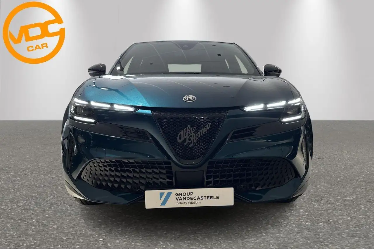 Alfa Romeo Junior 2025