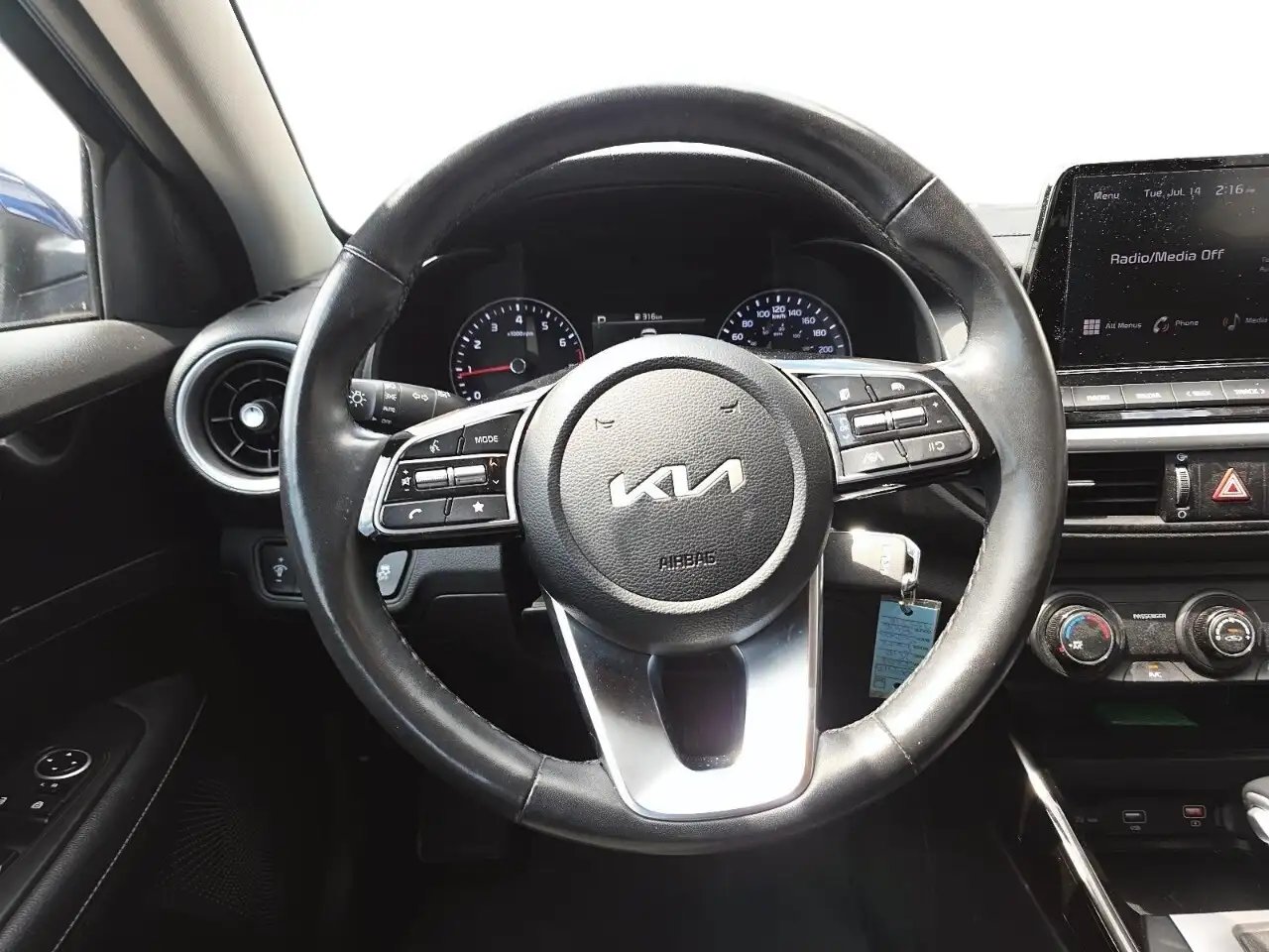 Kia Forte снимка Kia Forte