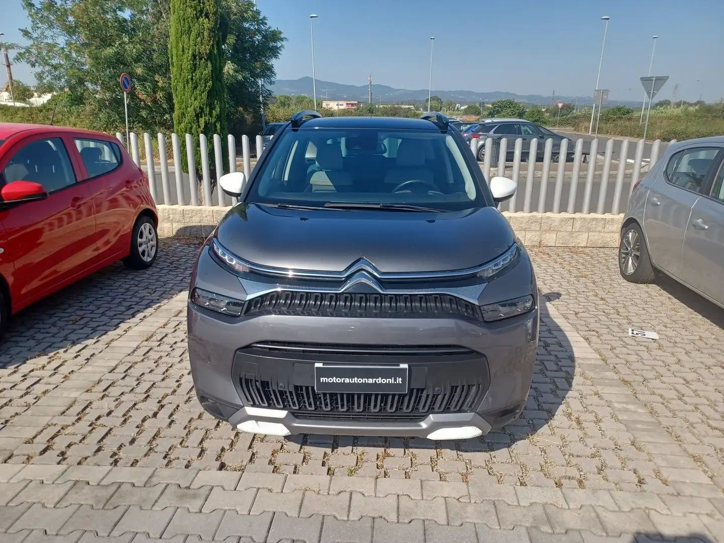 Citroen C3 C3 Aircross 1.2 puretech Shine Pack s Grau - 2