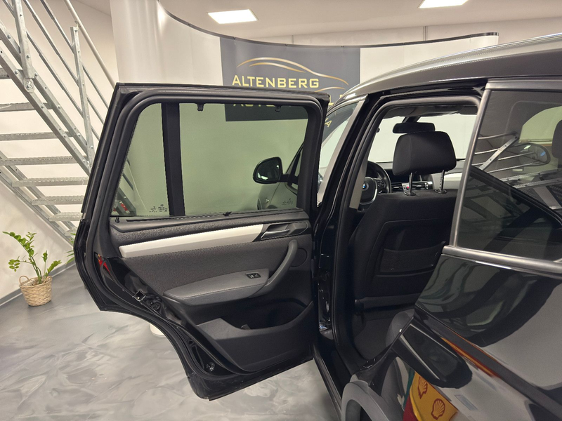 BMW X3 xDrive 30 d AHK Bi-Xenon Navi PDC Keyless — photo 6