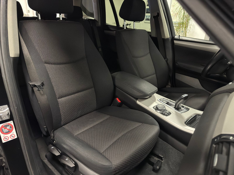 BMW X3 xDrive 30 d AHK Bi-Xenon Navi PDC Keyless — photo 11