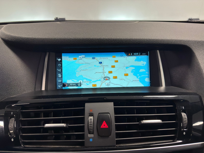 BMW X3 xDrive 30 d AHK Bi-Xenon Navi PDC Keyless — photo 13