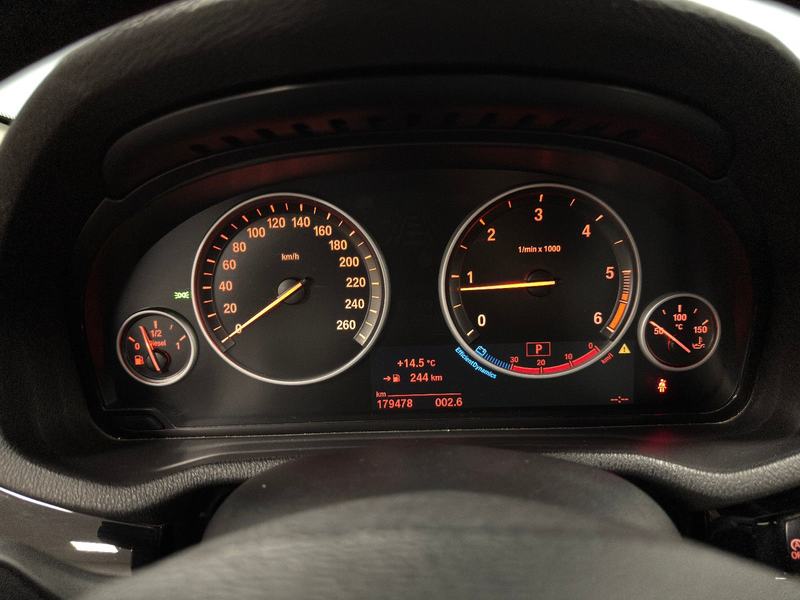 BMW X3 xDrive 30 d AHK Bi-Xenon Navi PDC Keyless — photo 12