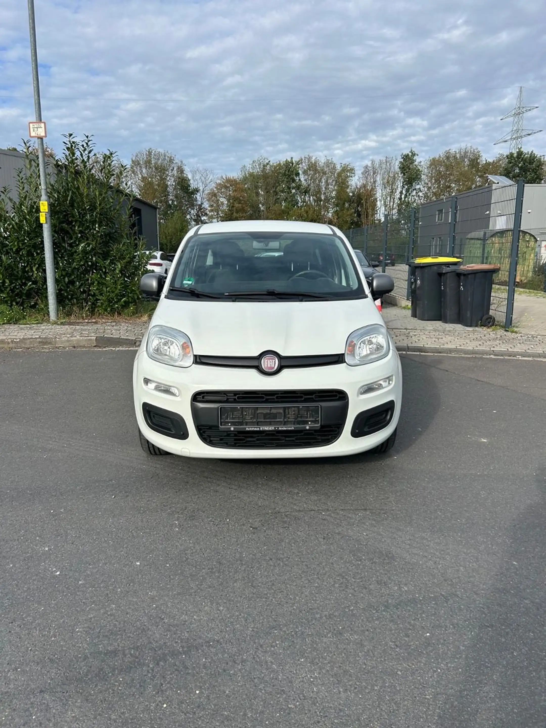 Fiat Panda Young *Familienbesitz*Klima*8-fach* — photo 7
