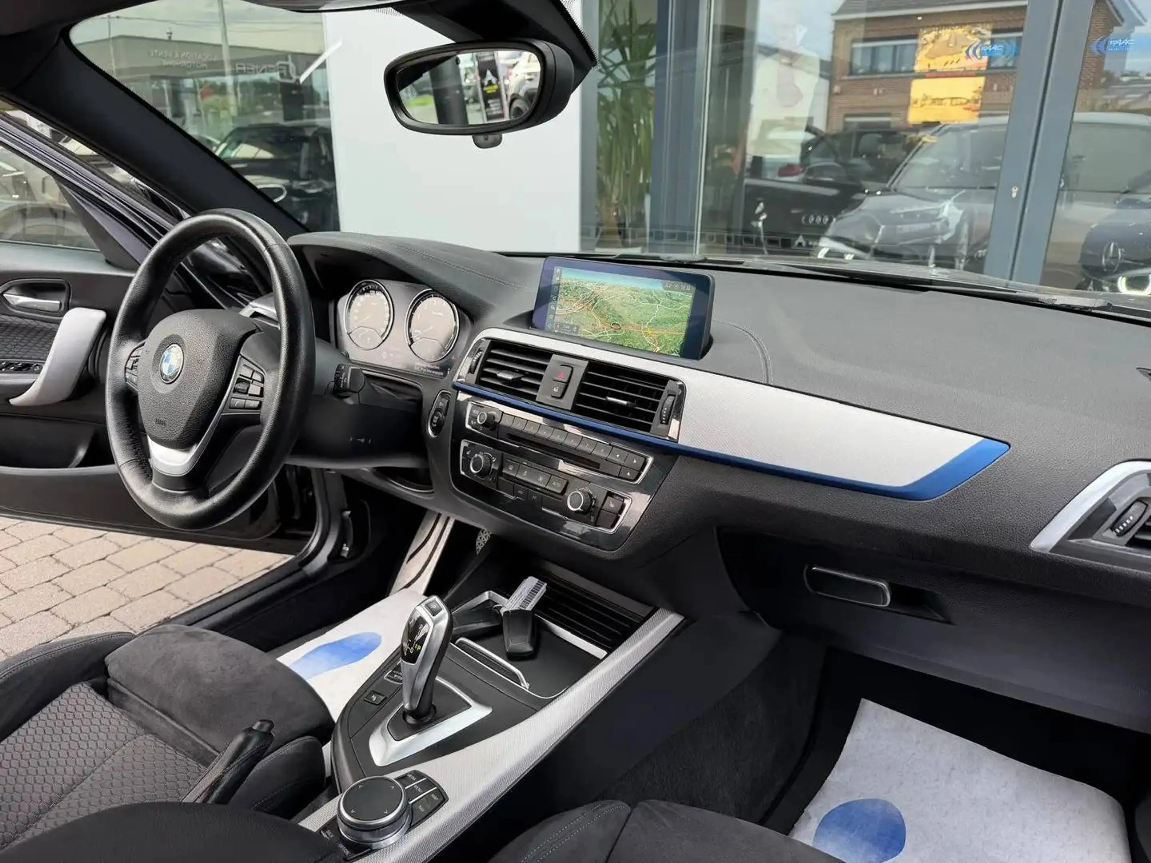 BMW 118 118iA PACK M *GARANTIE*GPS PRO*LED*SIEGES CHAUFF* — photo 8