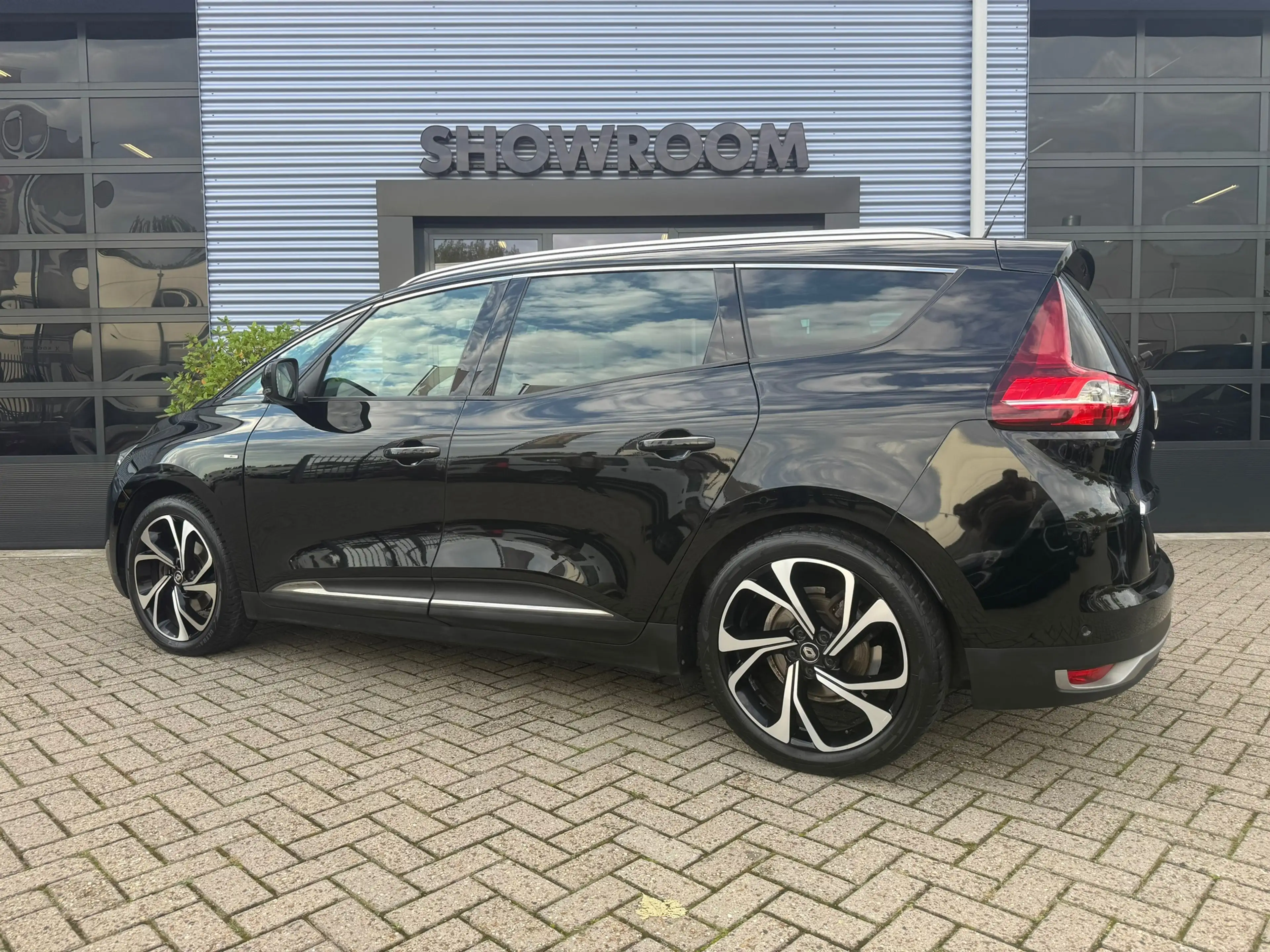 Renault Grand Scenic 1.3 TCe Bose 7p. Navi|PANO|Stoelverwarming|Headup — photo 10