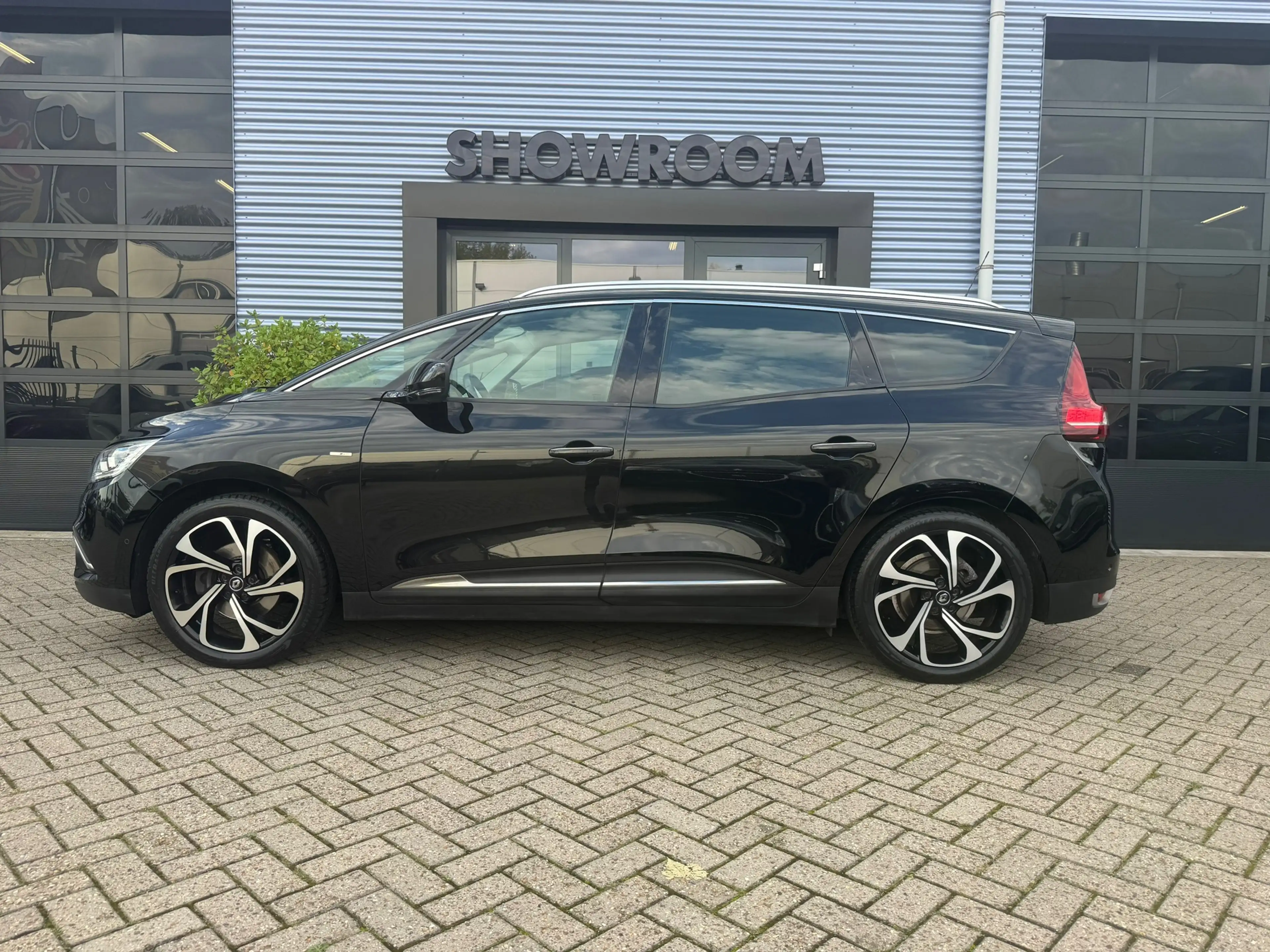 Renault Grand Scenic 1.3 TCe Bose 7p. Navi|PANO|Stoelverwarming|Headup — photo 3