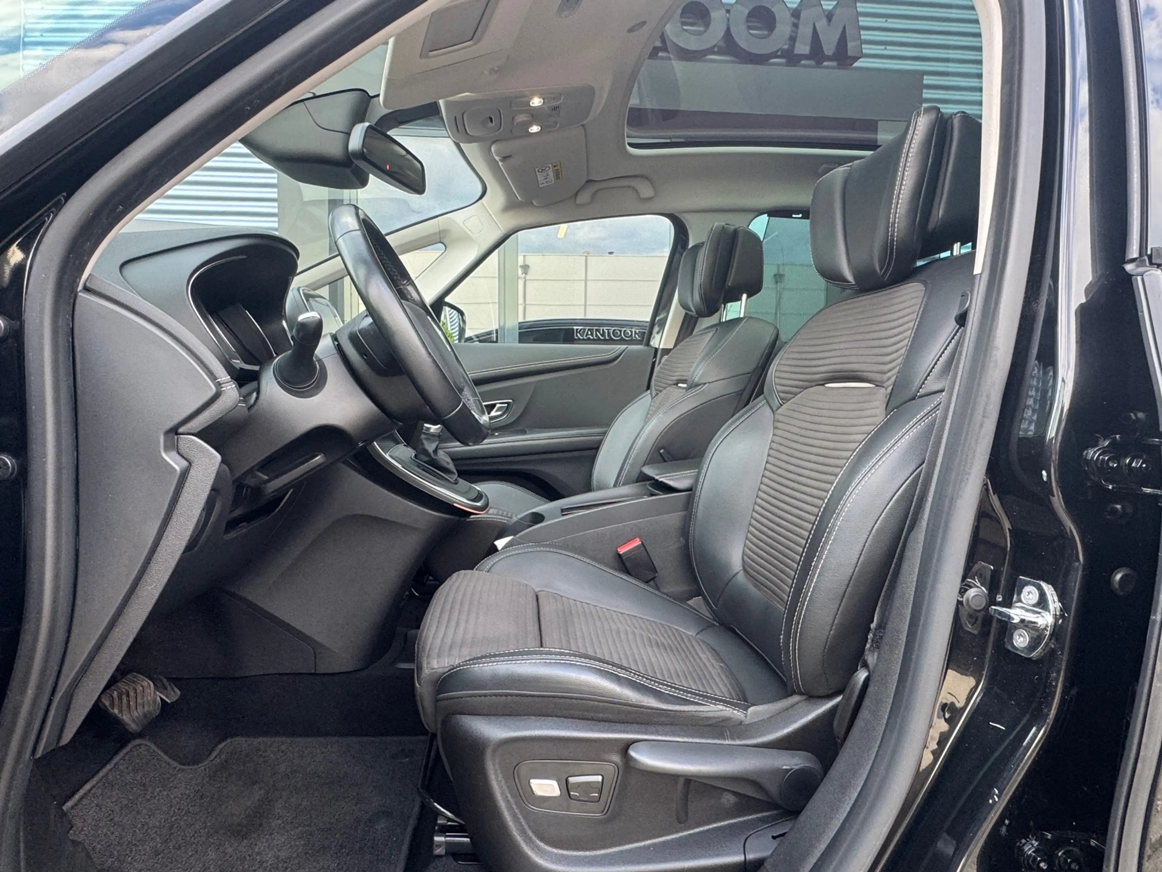 Renault Grand Scenic 1.3 TCe Bose 7p. Navi|PANO|Stoelverwarming|Headup — photo 2