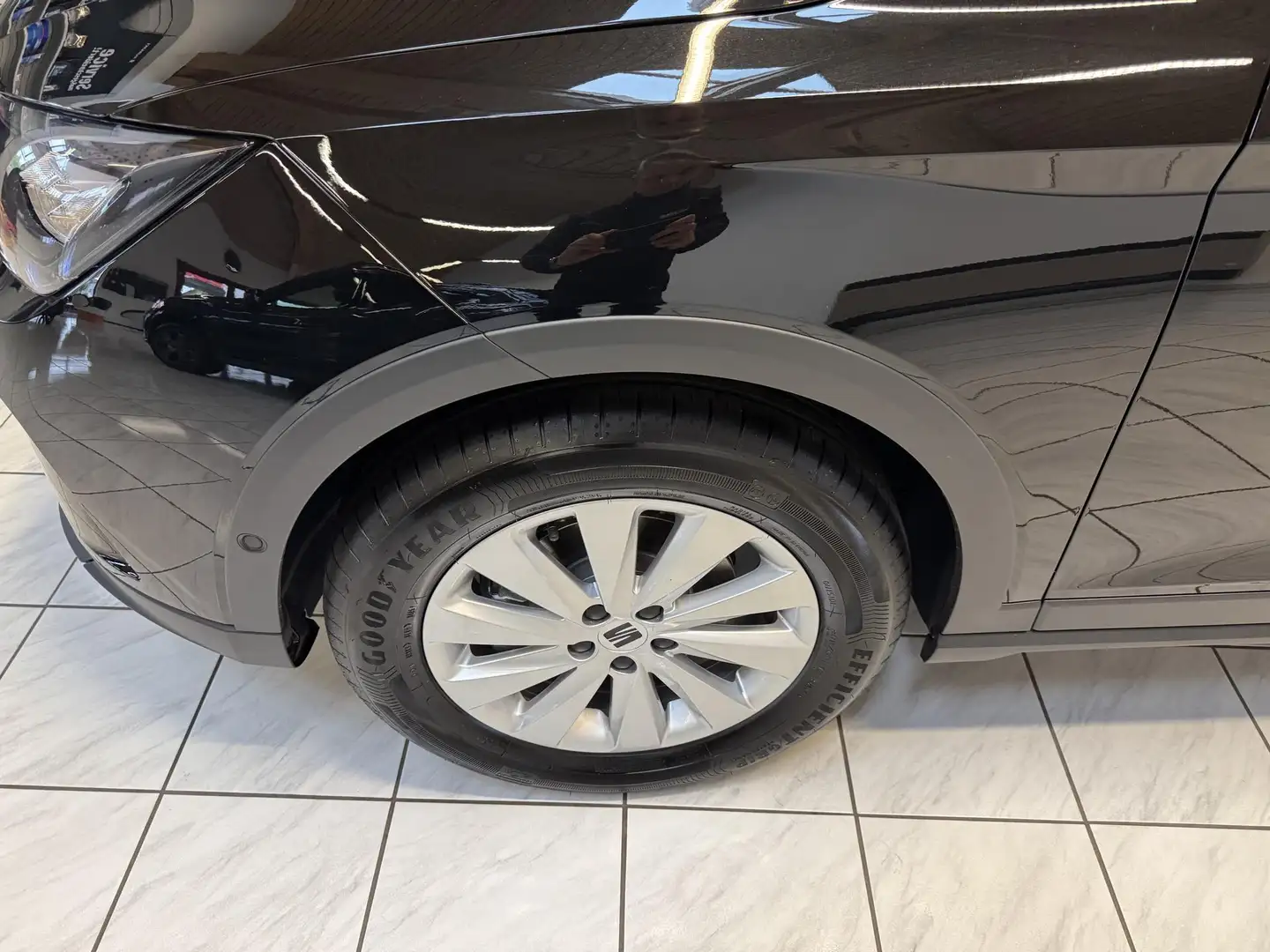 SEAT Arona Style 1,0TSI DSG 85KW/116PS SHZ, Garantie, Kame... Schwarz - 2