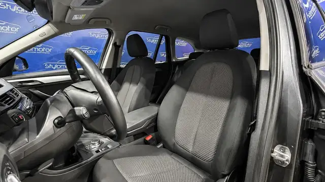 BMW X1 view 7
