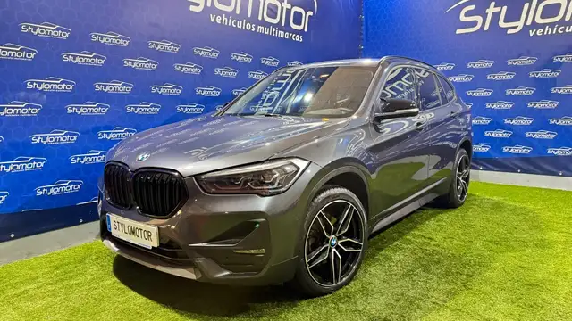BMW X1 view 9