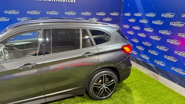 BMW X1 view 23