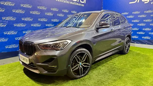 BMW X1 view 10