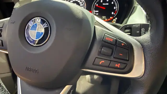 BMW X1 view 3