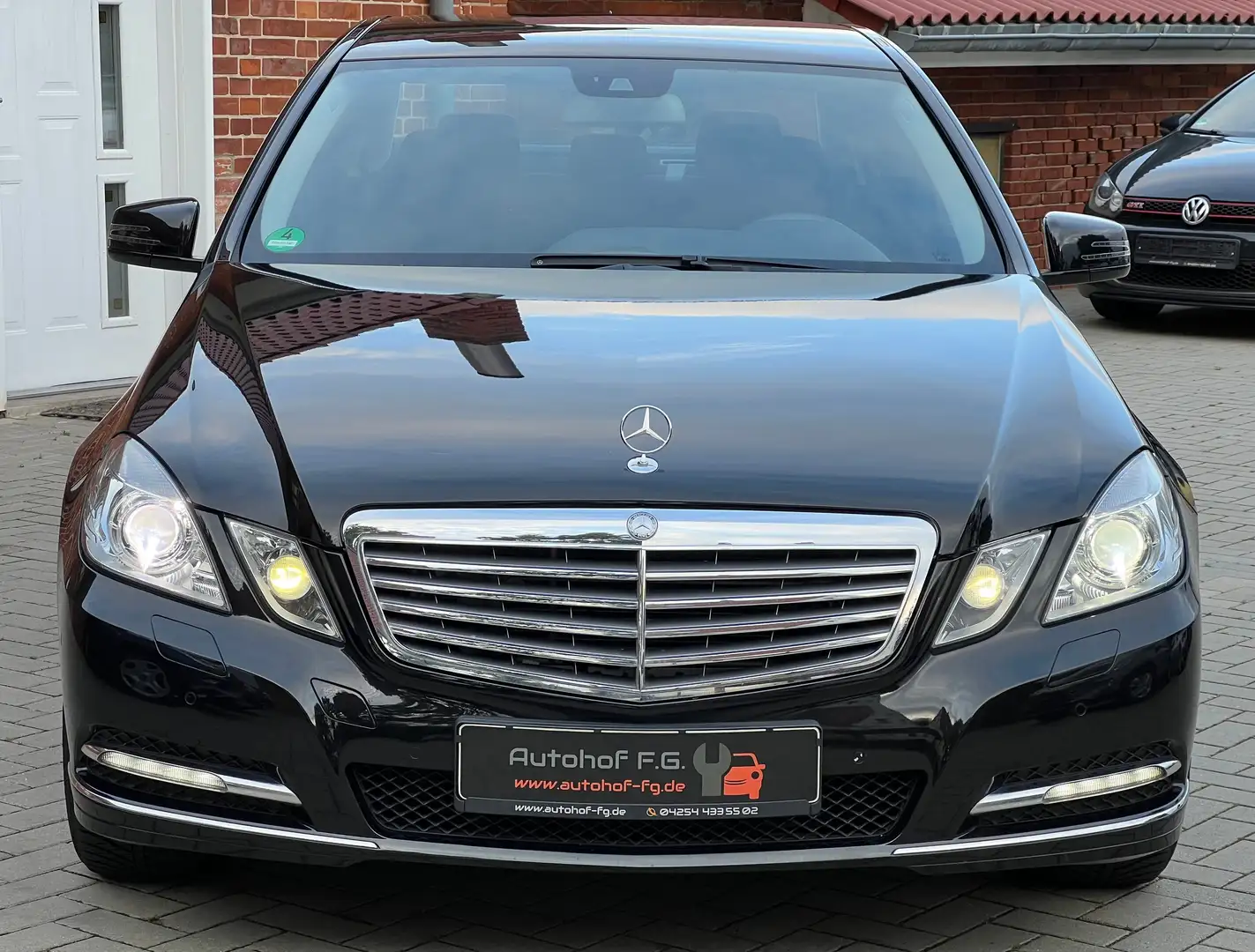 Mercedes-Benz E 300 E -Klasse Lim.E300 CDI BlueEfficiency*AHK/SHZ/AC Nero - 2