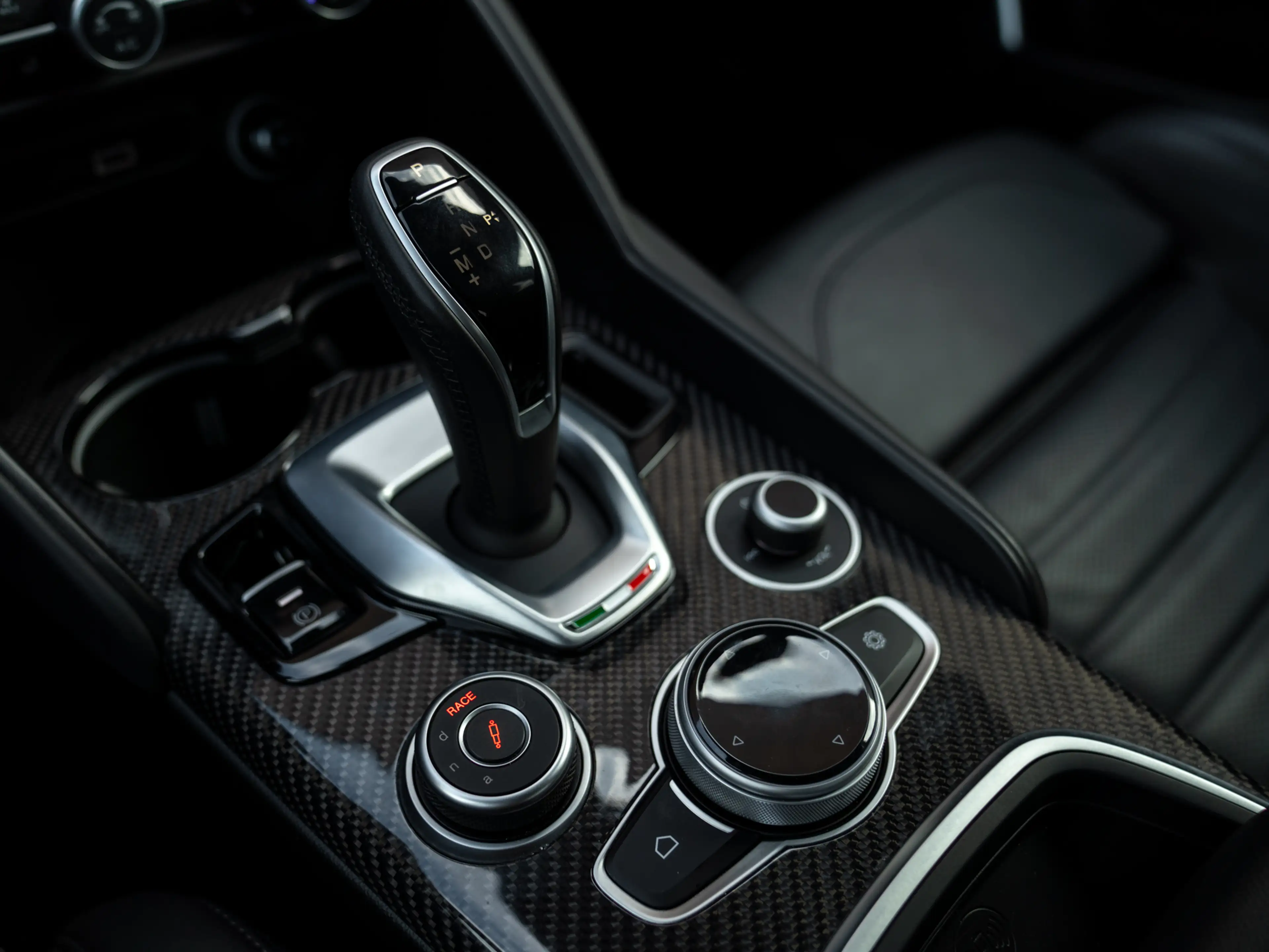 Alfa Romeo Giulia 2.9 V6 Quadrifoglio | Harman/Kardon | Adapt. cruis — photo 46
